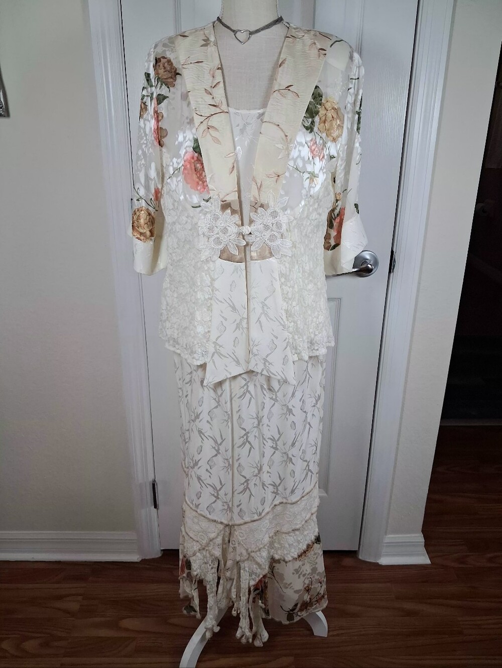 Spencer Alexis Vtg 3 Piece Set Skirt M- Shell L- Kimono M Floral Cream/Off White